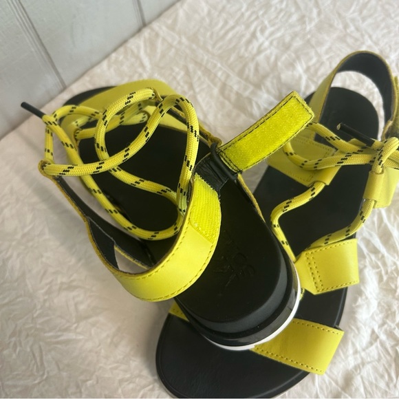 Sorel roaming lace sandals - Picture 4 of 5